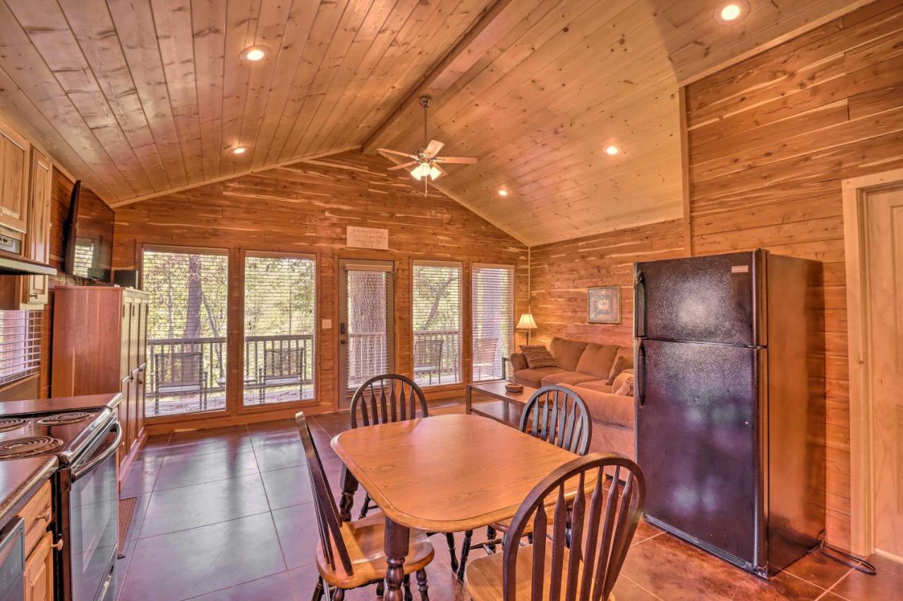 Heber Springs Cabin With Deck And River Views! Екстериор снимка